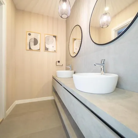 Sorrento فيلة فتحية